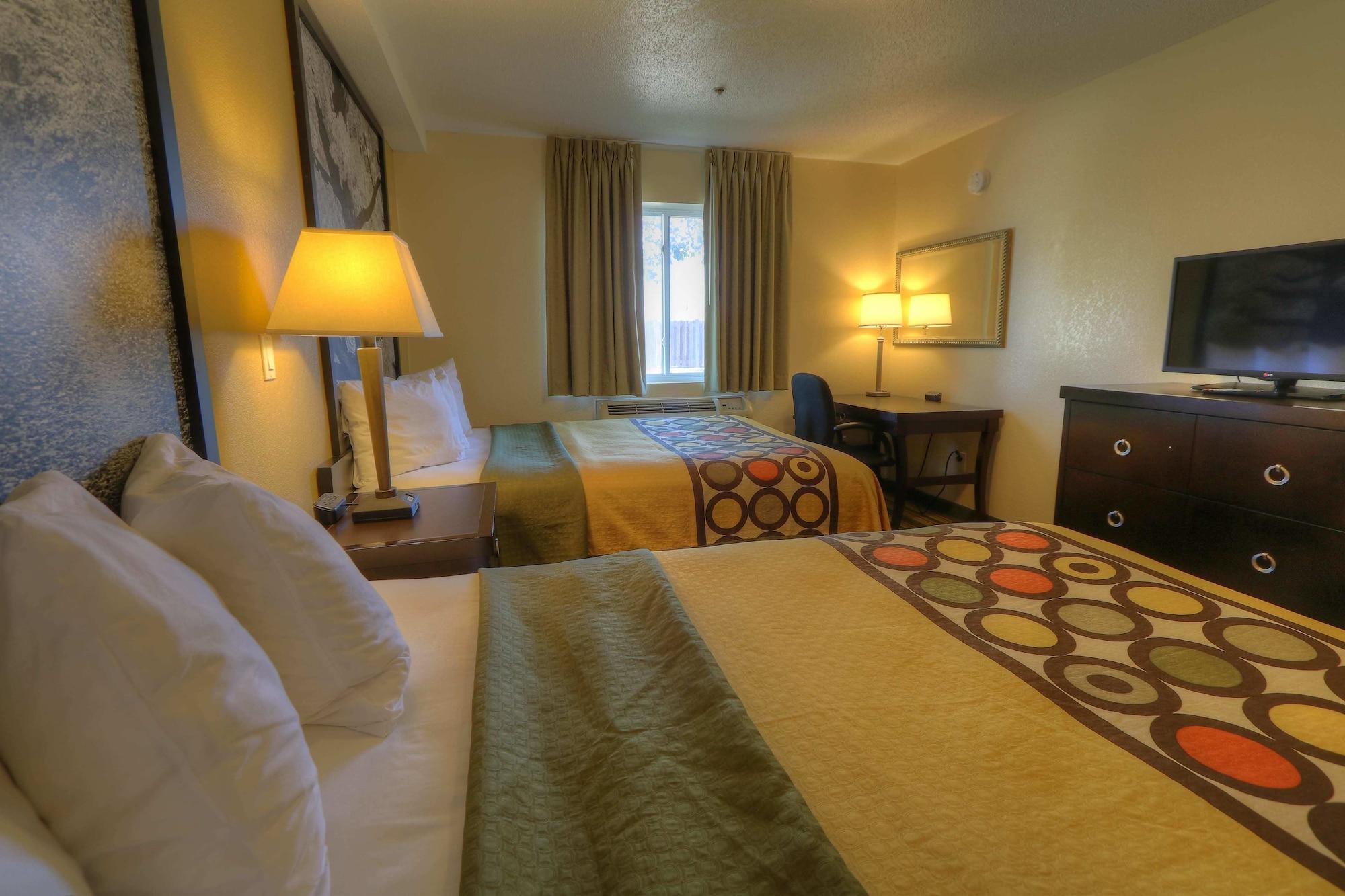Super 8 By Wyndham Mt. Pleasant Ξενοδοχείο Mount Pleasant Εξωτερικό φωτογραφία