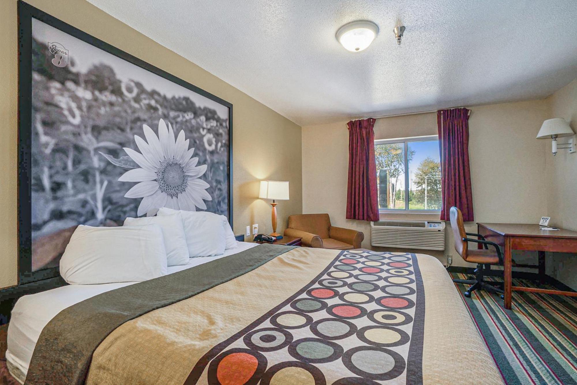 Super 8 By Wyndham Mt. Pleasant Ξενοδοχείο Mount Pleasant Εξωτερικό φωτογραφία