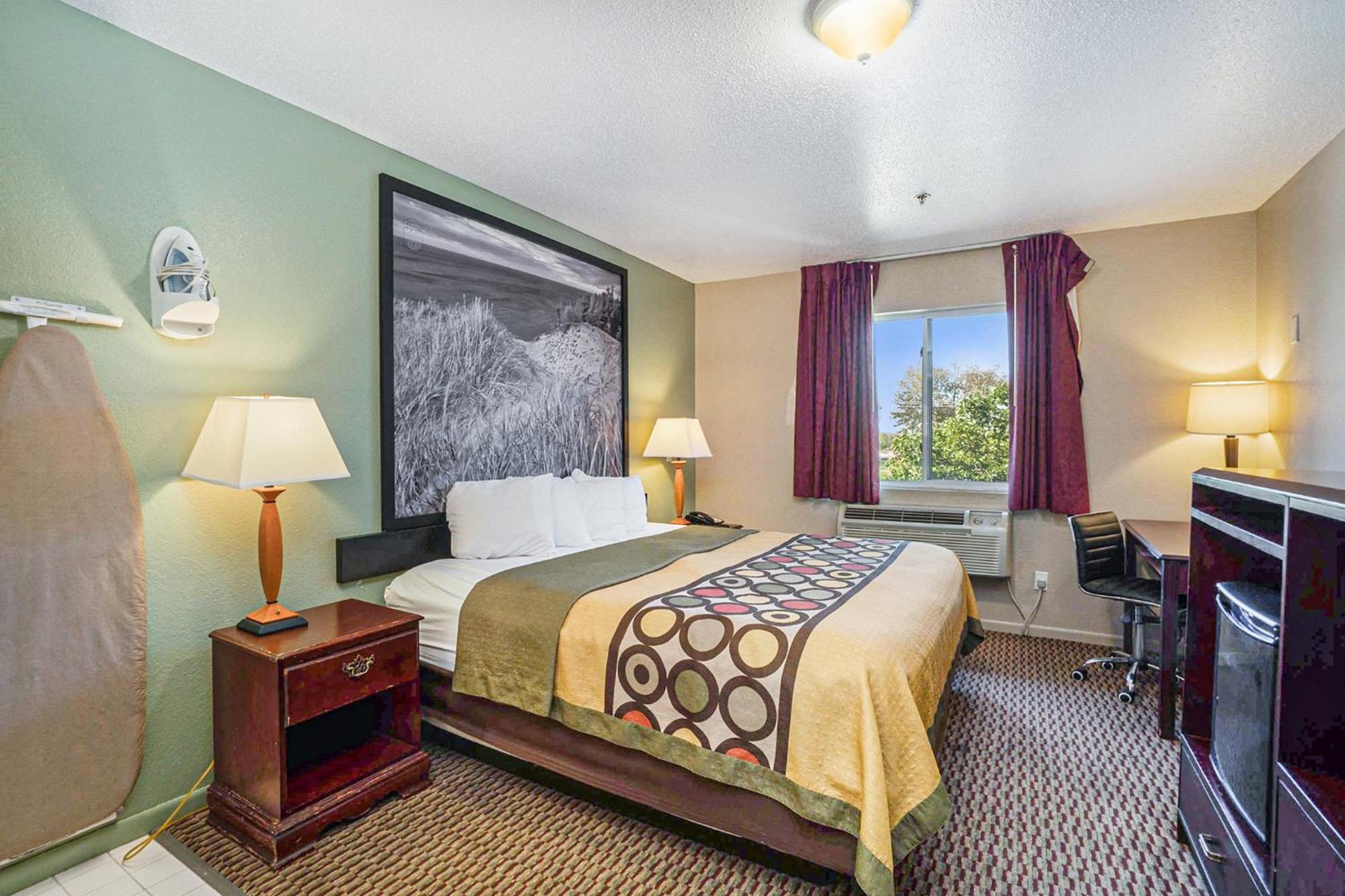 Super 8 By Wyndham Mt. Pleasant Ξενοδοχείο Mount Pleasant Εξωτερικό φωτογραφία