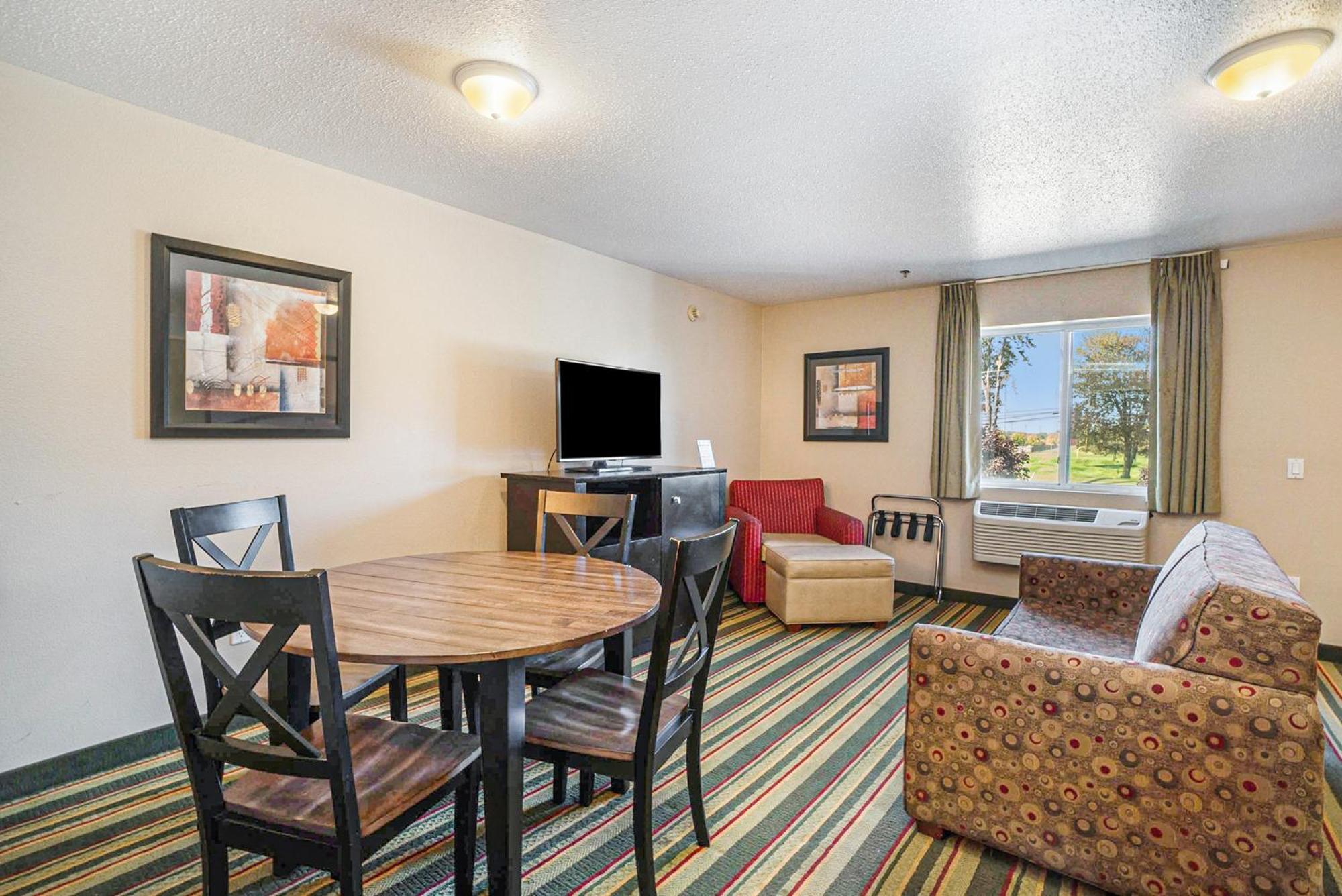 Super 8 By Wyndham Mt. Pleasant Ξενοδοχείο Mount Pleasant Εξωτερικό φωτογραφία