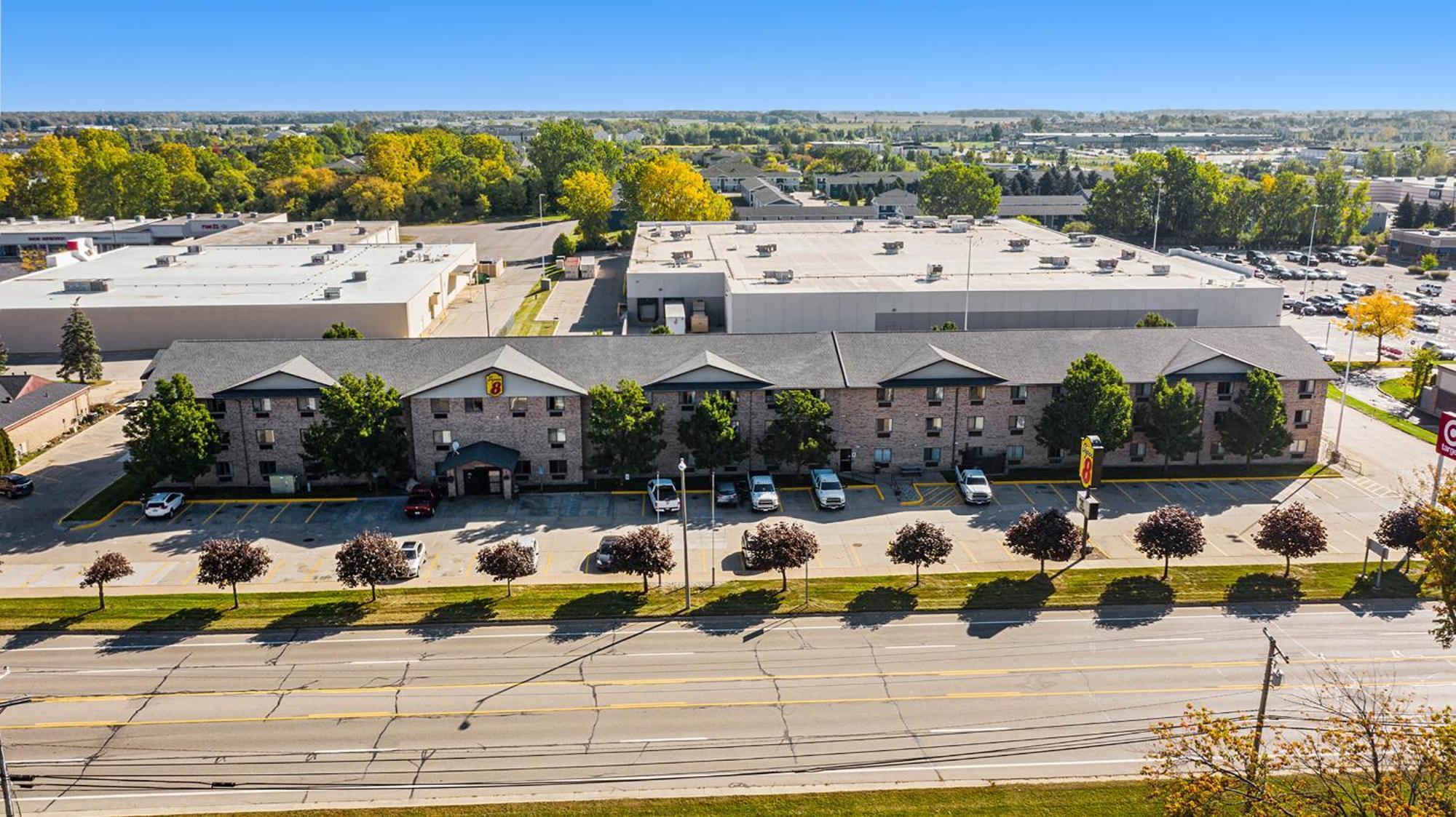 Super 8 By Wyndham Mt. Pleasant Ξενοδοχείο Mount Pleasant Εξωτερικό φωτογραφία